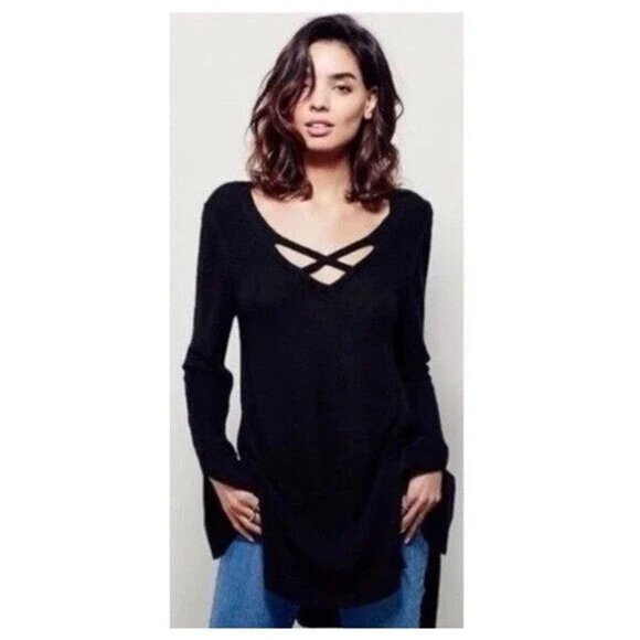 Free People Crisscross Black Tunic Sweater Size XS - Picture 2 of 10